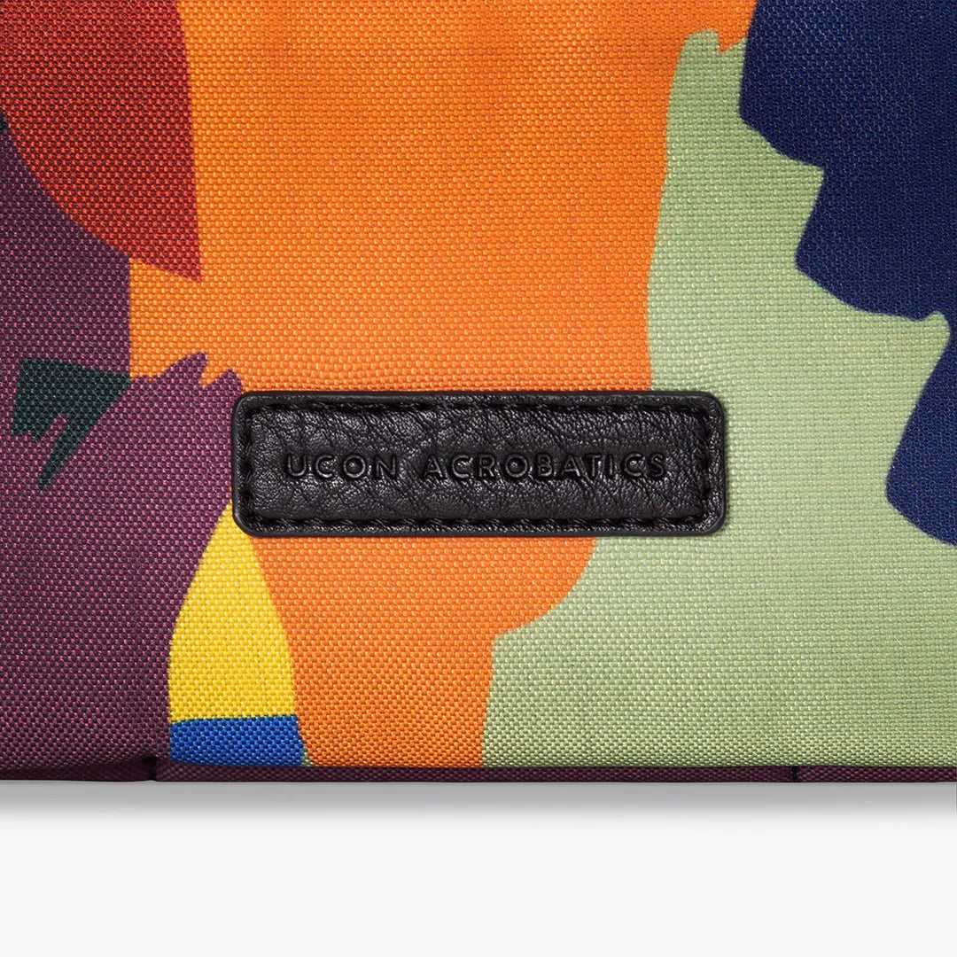 Jona Medium - Artist Collaboration - leif Podhajsky