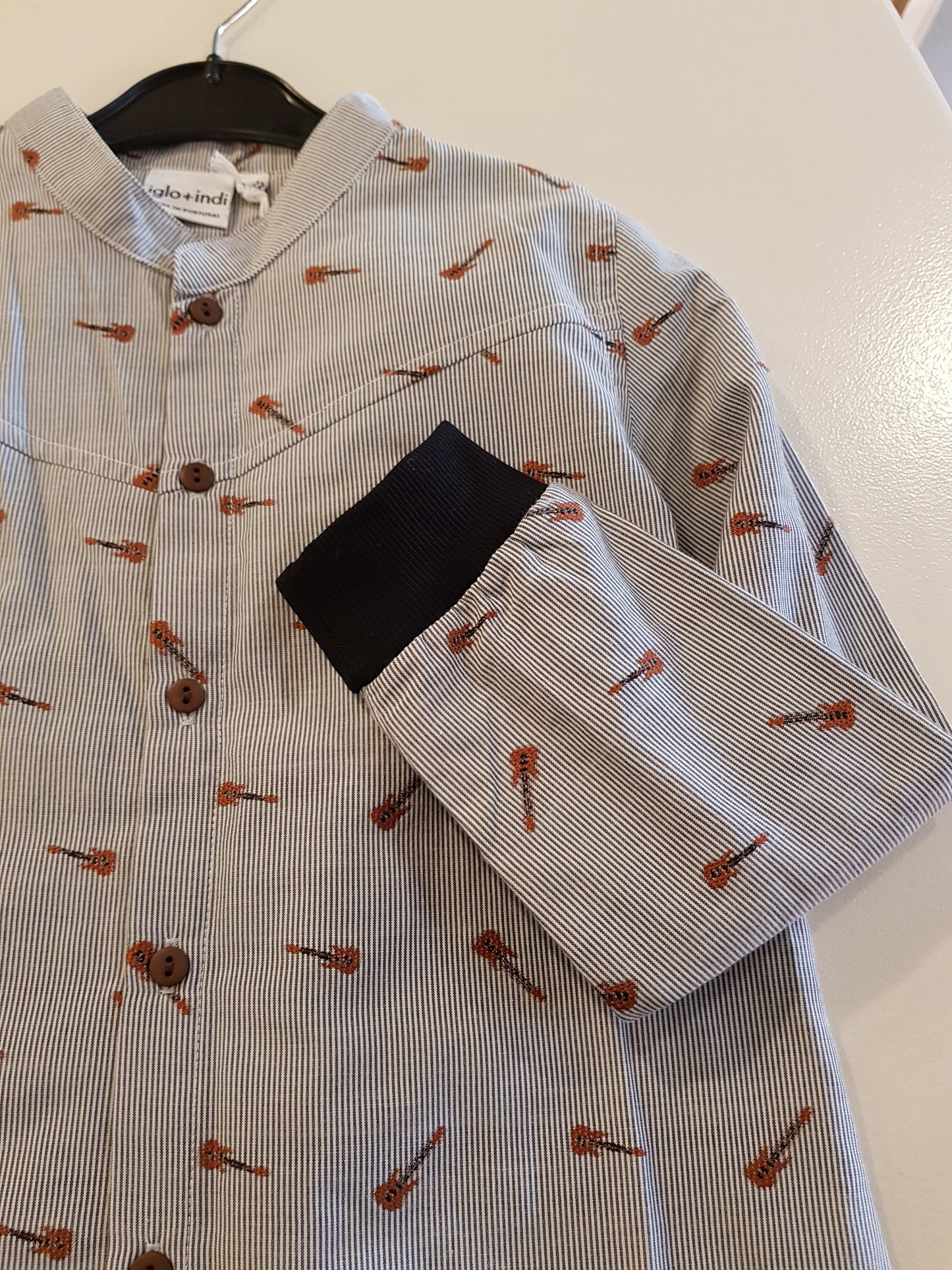 OUTLET - Guitar Shirt