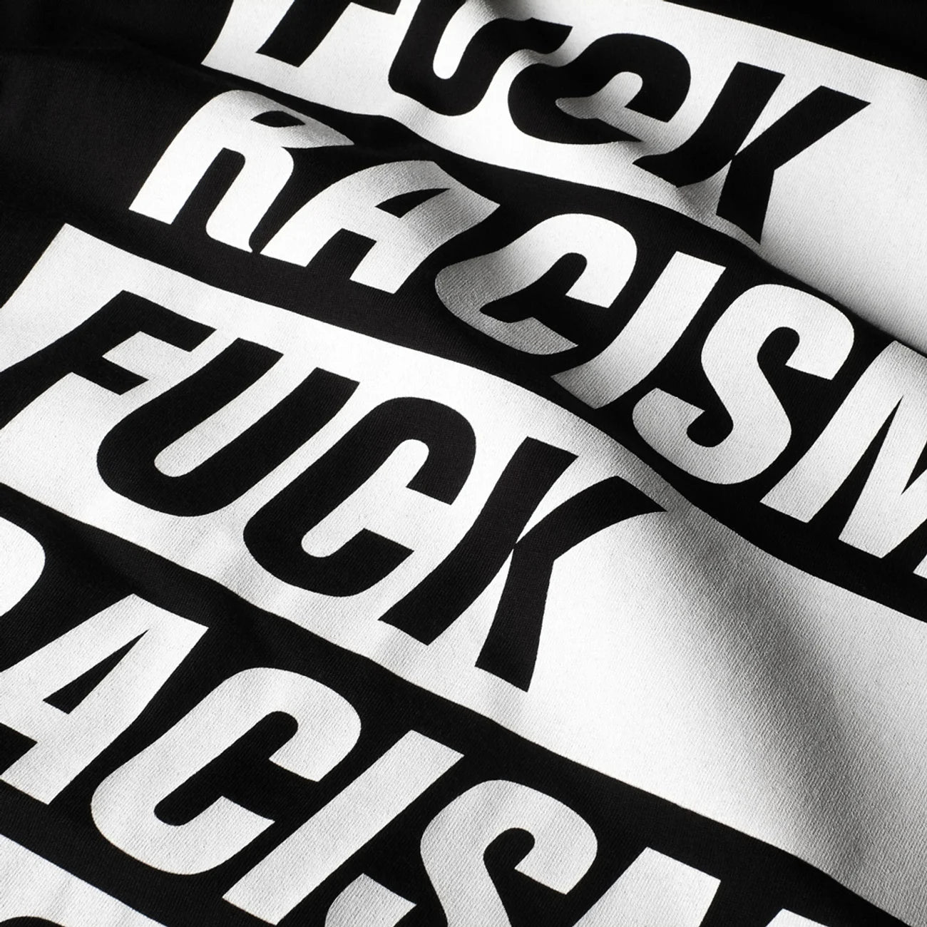 T-Shirt Visby Fuck Racism - Black